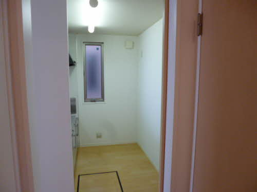 福岡市南区弥永３丁目のアパートのエントランス|コンフォート博多南 Ｂ棟 ＊＊ B0102号-9