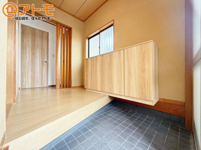 【玄関】 | 富士市今泉　中古戸建て　全1棟