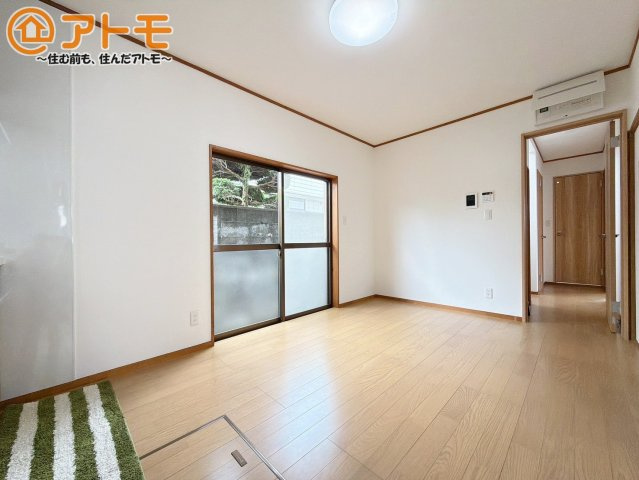 【居間・リビング】 | 富士市今泉　中古戸建て　全1棟