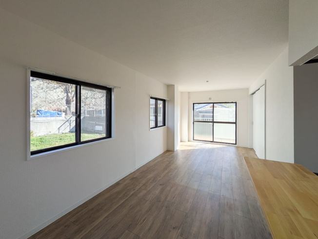 【居間・リビング】 | ウイングパレス