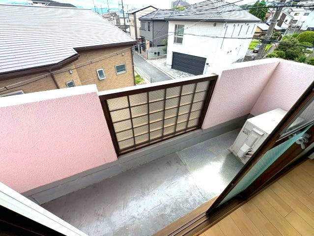 プチリベルテのバルコニー