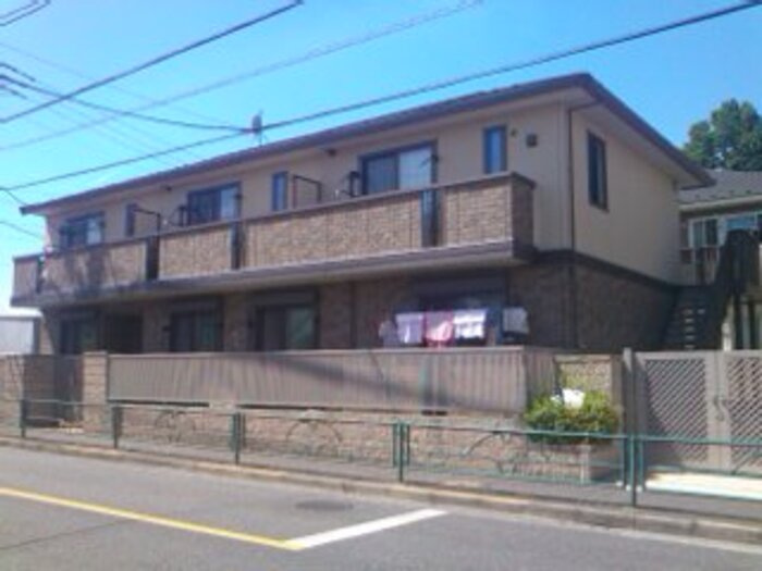 ヴェルドミールＢ棟の外観