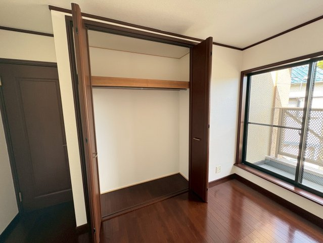 垂水区泉が丘5丁目　中古戸建の収納|大きなものも収納できそうです