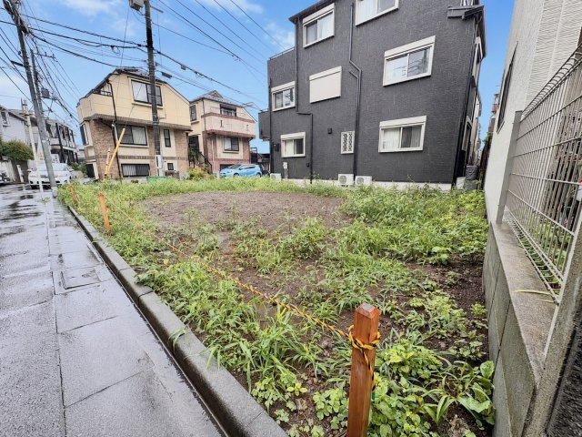 中野区大和町4丁目　建築条件無し売地の外観|2026.06.20撮影

現地ご見学希望・資料請求などお気軽にお問い合わせ下さい！
03-5990-5201