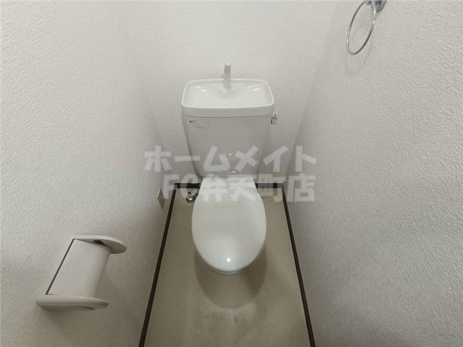【トイレ】 | パルＳ | 落ち着いた色調のトイレです