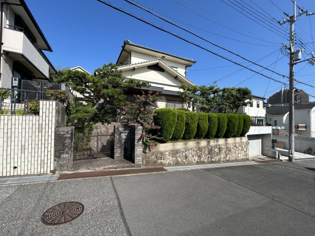 神戸市垂水区本多聞６丁目土地