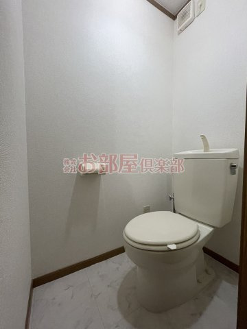 メープルタウンAのトイレ|清潔感のあるトイレです