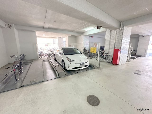 BGC難波タワー　仲介手数料無料の駐車場