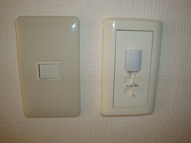 ウィル吉川のその他|センサースイッチ
