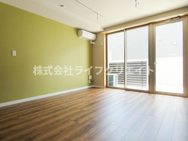クリフビレッジA棟の居間・リビング
