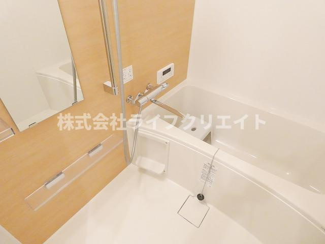 クリフビレッジA棟の浴室