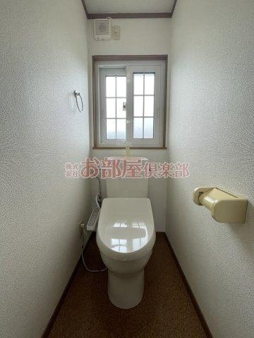メープルタウンBのトイレ|清潔感のあるトイレです