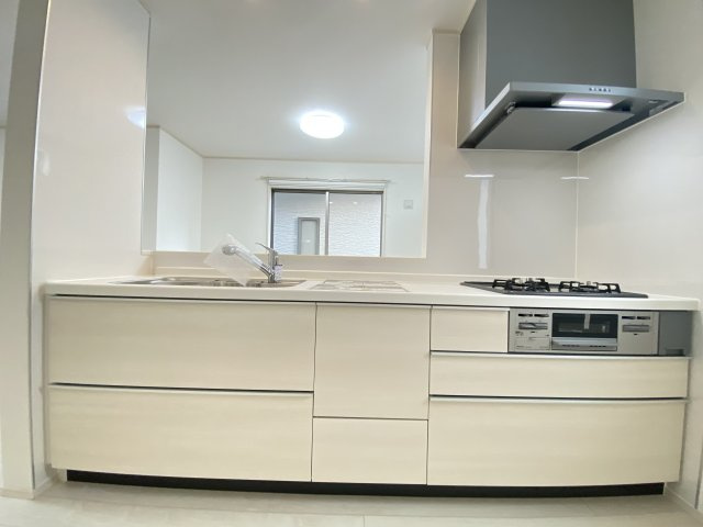 南城市玉城富里（全2棟）B号棟のキッチン|※同仕様写真です