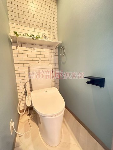 オーシャン梅満のトイレ|ゆったりとした空間のトイレです