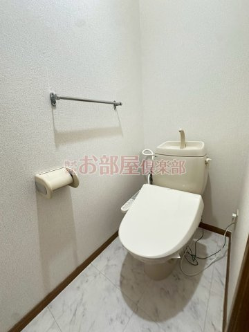 サファイアンエレガンスAのトイレ|清潔感のあるトイレです
