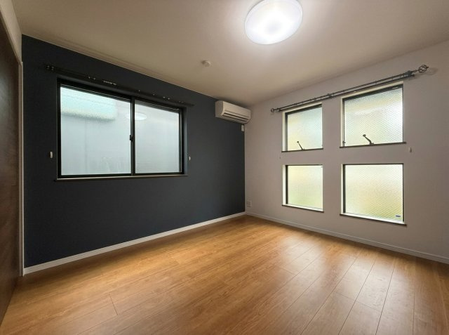 南荻窪2丁目戸建の洋室