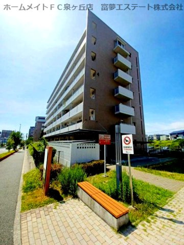 サンヴァリエ津久野4号棟の外観