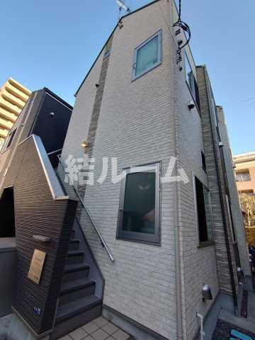 新宿区西早稲田３丁目のアパート