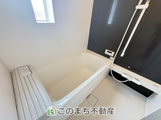 【浴室】 | 常総市本石下第12　 | お風呂は足を伸ばしてゆったり入浴できる1坪タイプ☆