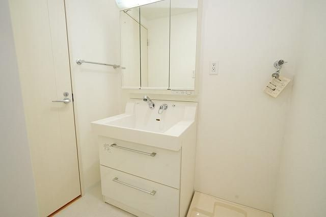 URBANFLATS中之島の独立洗面台
