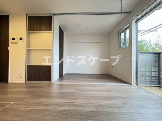 トレス・カーサの居間・リビング|高崎、前橋のお部屋探しはエンドスケープまで！お客様の理想お聞かせ下さい♪