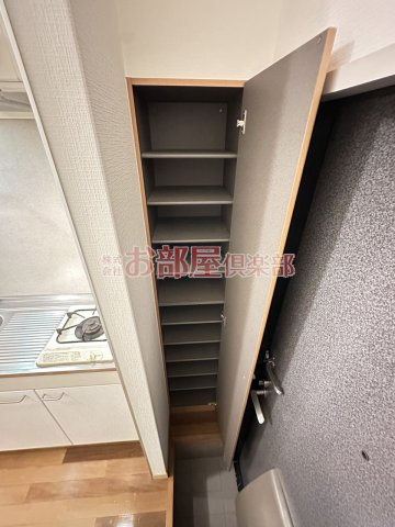 フローラルコートの収納