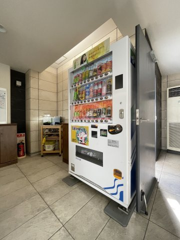 リアライズ住之江公園のその他共用部分|リアライズ住之江公園　自販機