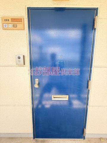 竹野屋ビルの玄関|きれいな玄関です