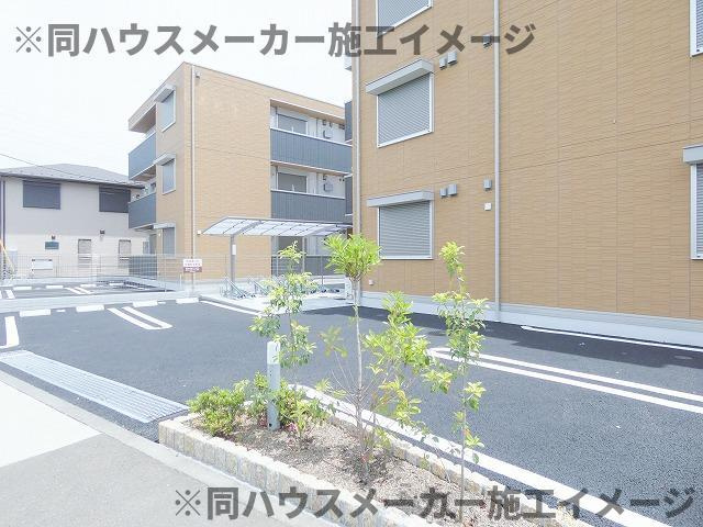 ティアラの駐車場