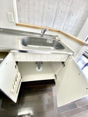 FLATZ CRODEのキッチン|キッチン下収納