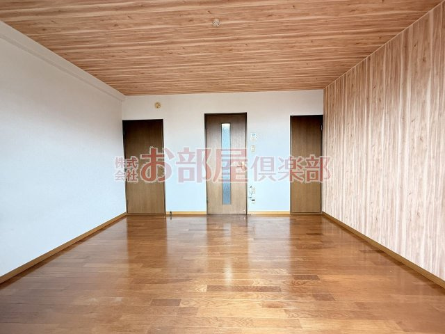 ヴィラージュⅠの洋室|個人の部屋や寝室として使える洋室です