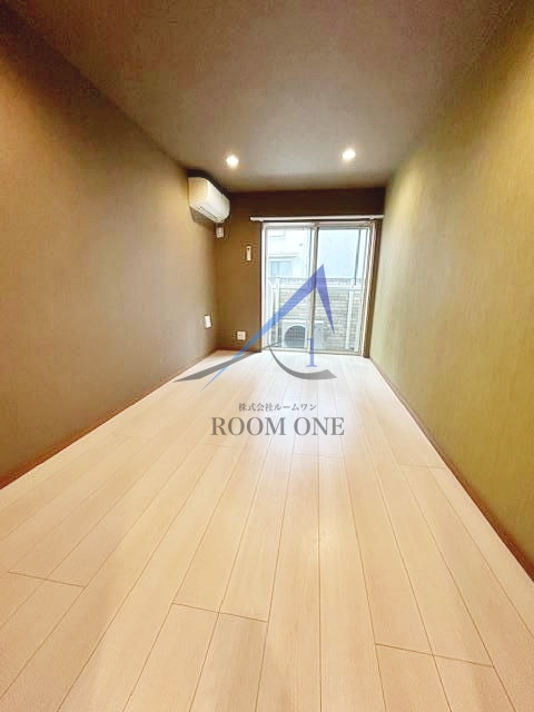LOKO町屋の居間・リビング|洋室のお部屋です。