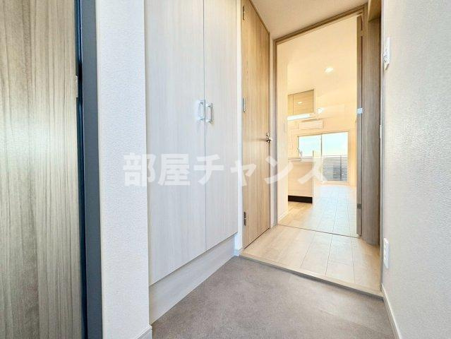 ディアレイシャス名古屋大須通の玄関