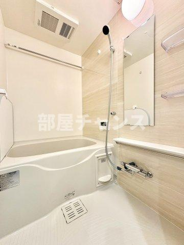 ディアレイシャス名古屋大須通の浴室