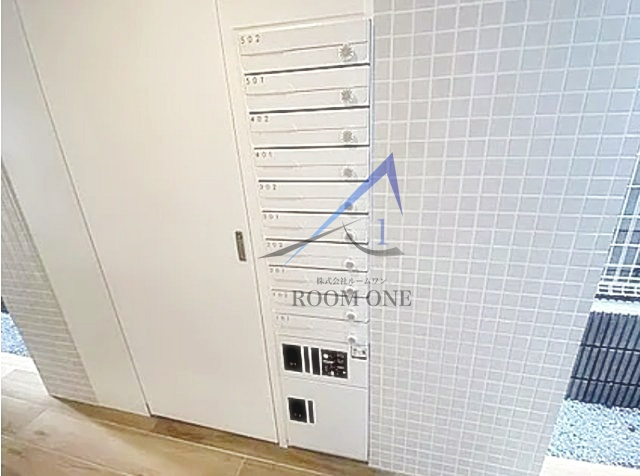 the10 AKABANE WESTのその他共用部分|集合ポストです。