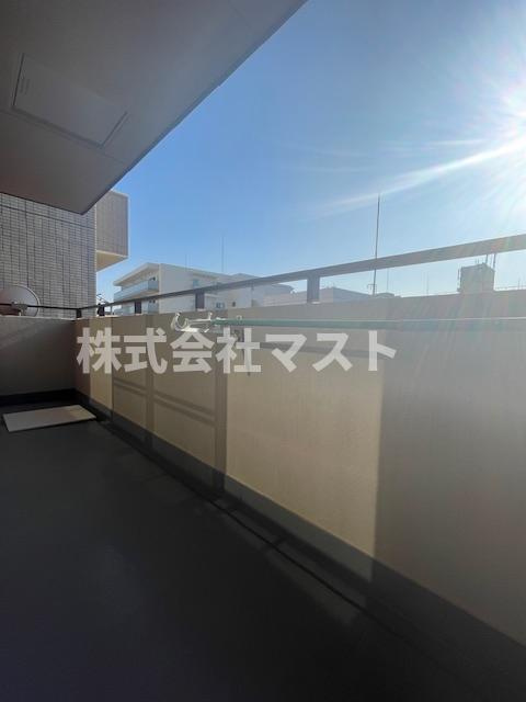 パティオ・イトーのバルコニー