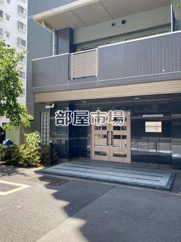 コンフォラス浅草のエントランス