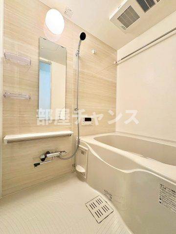 ディアレイシャス名古屋大須通の浴室