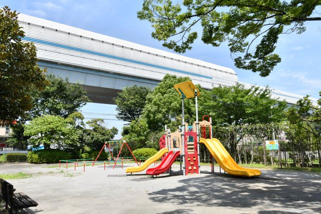 ラミーユ浦和ハイライズファースト・キャッスルの設備|敷地内に公園有でお子様とすぐに外で遊ぶことができ、移動距離ラクラク！■難しいイメージの住宅ローンは経験スタッフが丁寧にお手伝いしますのでご安心下さい。皆様のご来店、心よりお待ちしております。