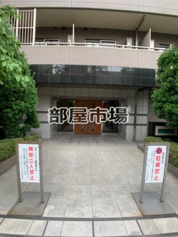 日神デュオステージ浅草のエントランス