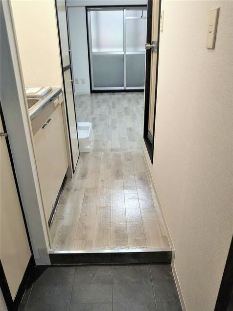日興パレス渋谷パートⅢの玄関