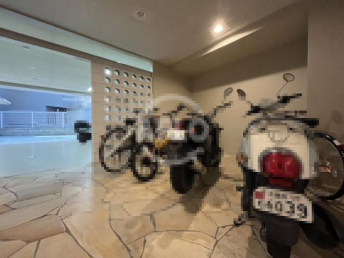 ベリーモンテ新大阪のその他共用部分|バイク置き場