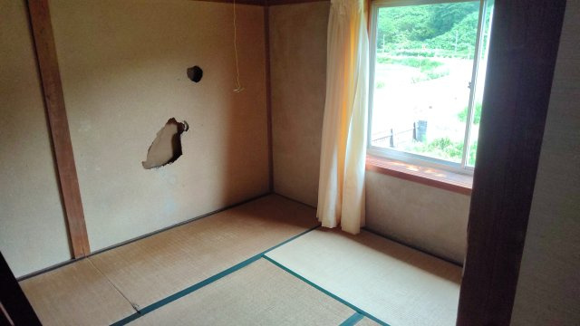 胎内市羽黒　２階建　８DKの和室|２階　階段を上がって奥左の和室です。