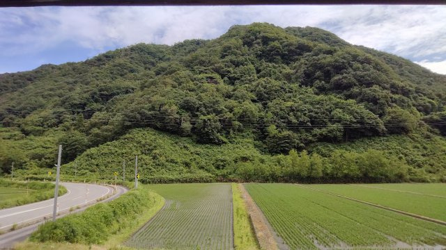 胎内市羽黒　２階建　８DKのその他|２階からの眺望です。窓からは、さえぎるもののない絵画のように美しい山並みが日常を特別なものに変えてくれます。