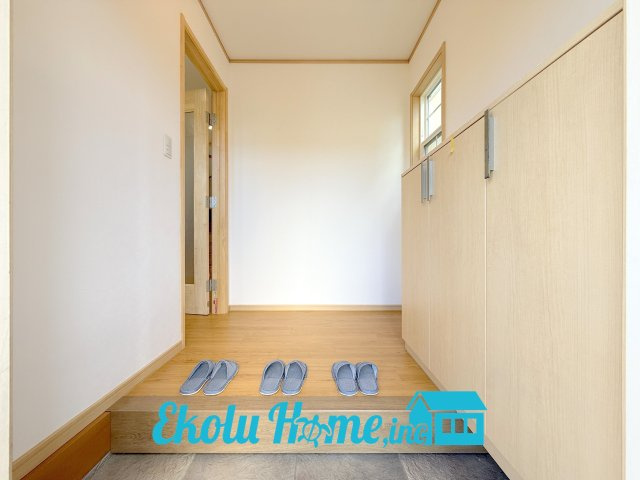 中古戸建て　昭島市拝島町4丁目の玄関|2026年9月撮影