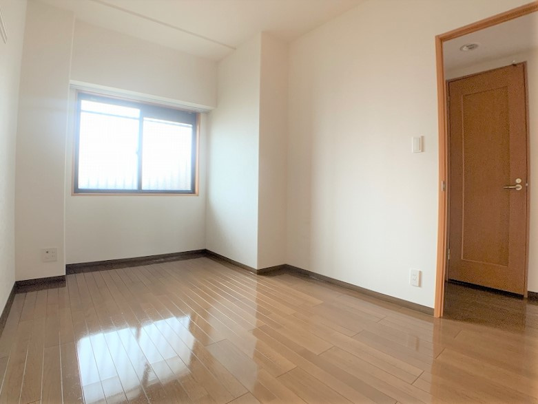 プルーリオン本町の寝室