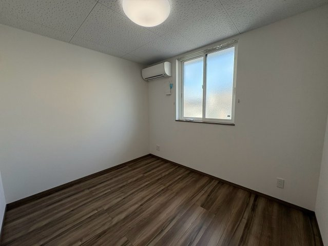 愛という名のもとにの洋室