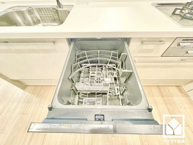 ルネヒューマンズガーデンパラディオC棟のその他|毎日の家事の負担を軽減し、節水効果も期待できる食器洗い乾燥機付き。