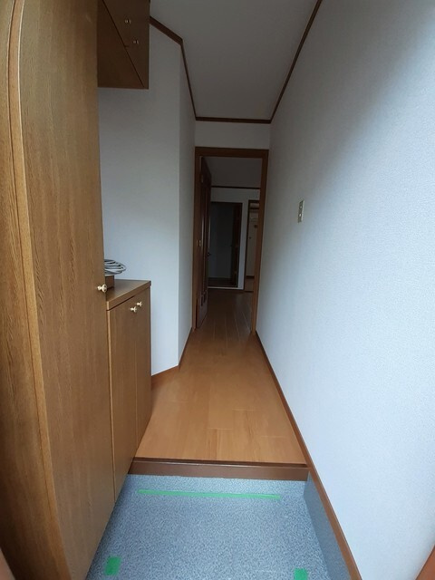 グリーンウッドＡの玄関