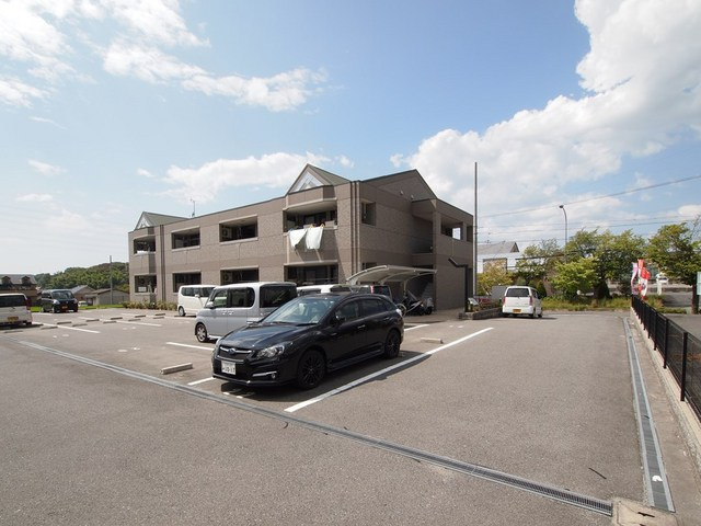 felice奥鳥井1・2の駐車場